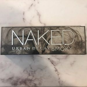 Naked Smoky Palette